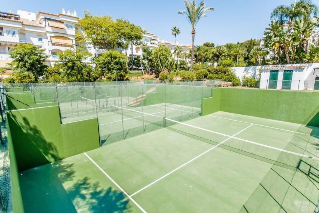 Cozy Apartament In Golden Mile Marbella Exterior photo